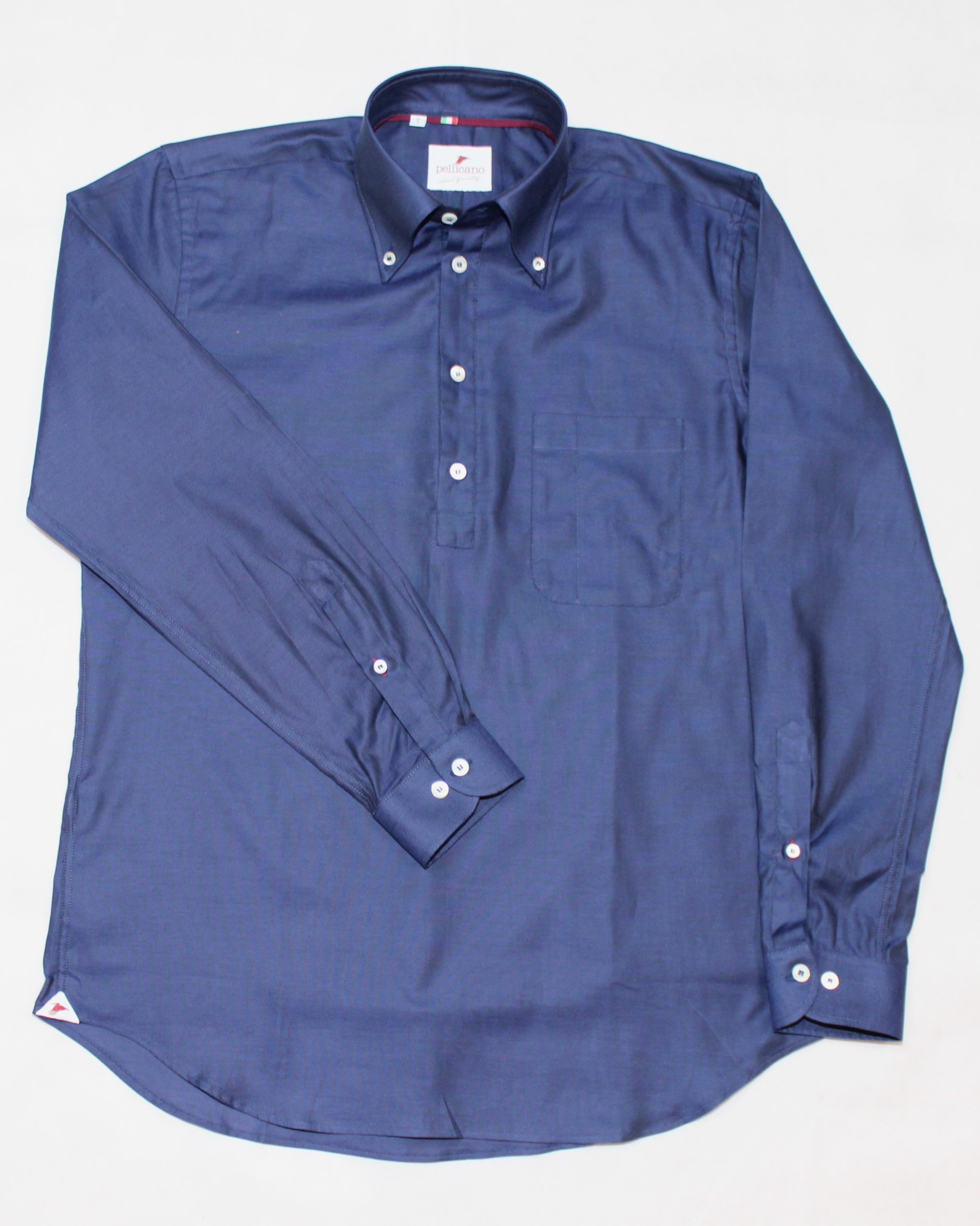 A Men's Oxford Popover Shirt in Navy Cotton - Pellicano Menswear